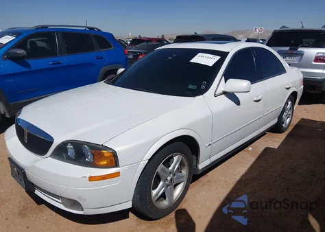 2001 Lincoln Ls V8 Auto z USA, uszkodzony, nr VIN 1LNHM87A41Y605030